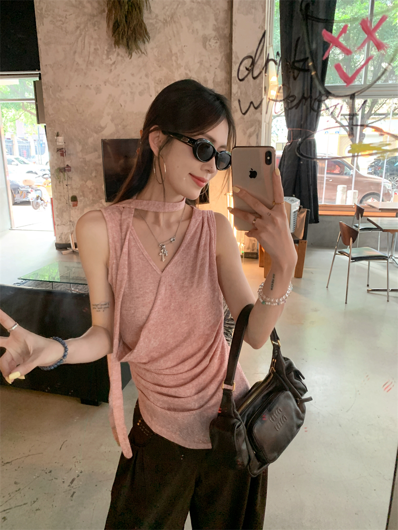 Women's Sleeveless V-Neck Slim Pink Top and High-Waist Wide-Leg Pants Two-Piece Set - Image 3