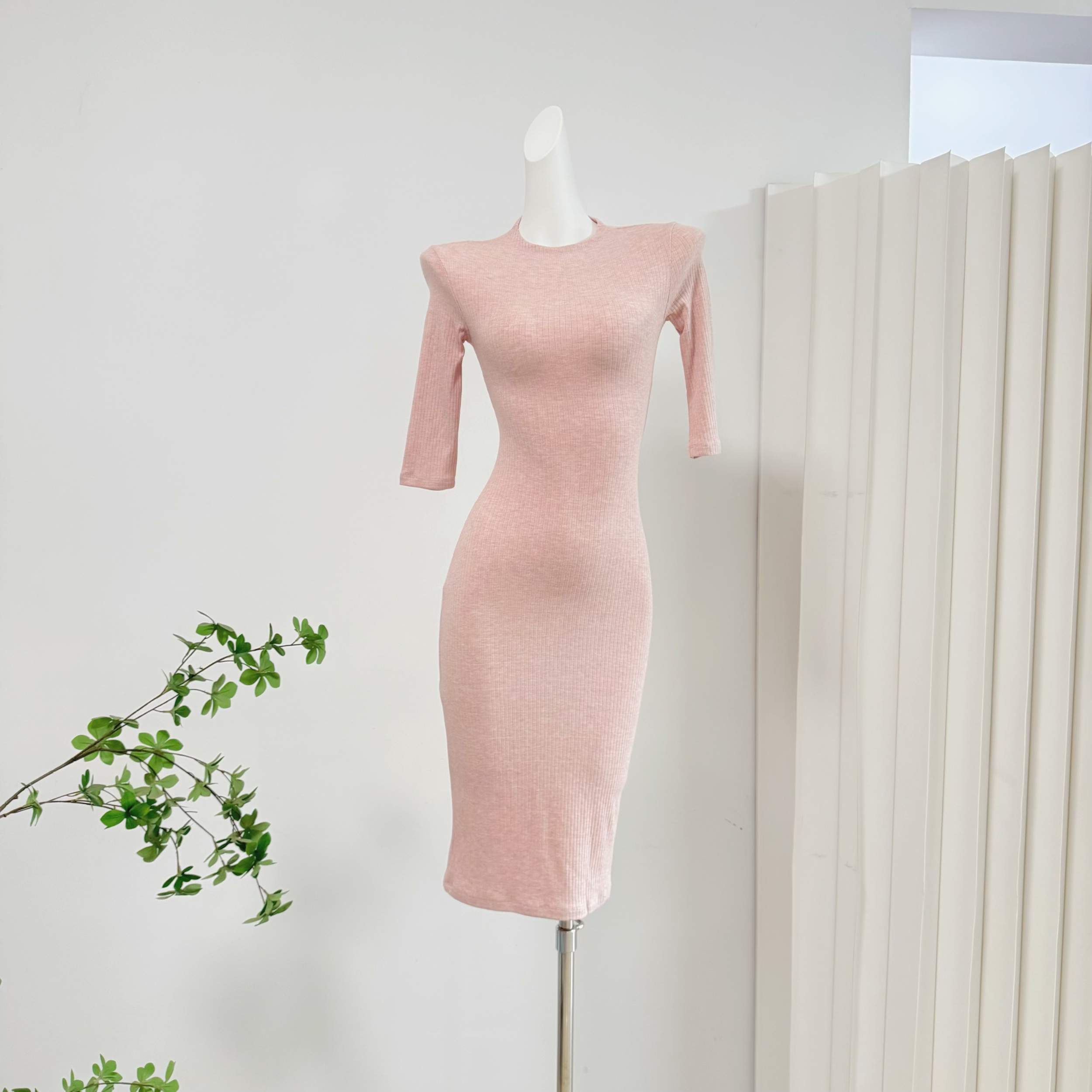 Jim Kennet Half Turtleneck Ribbed Knit Slim Fit Bodycon Midi Dress