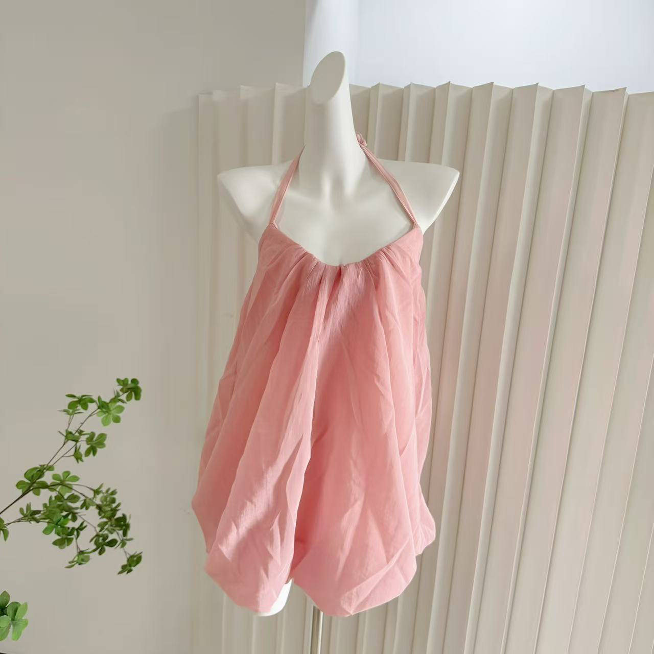 LilyQin Peach Pink Halter Tie Dress with 62 Percent Acetate Bud Design Short Dress - Image 3