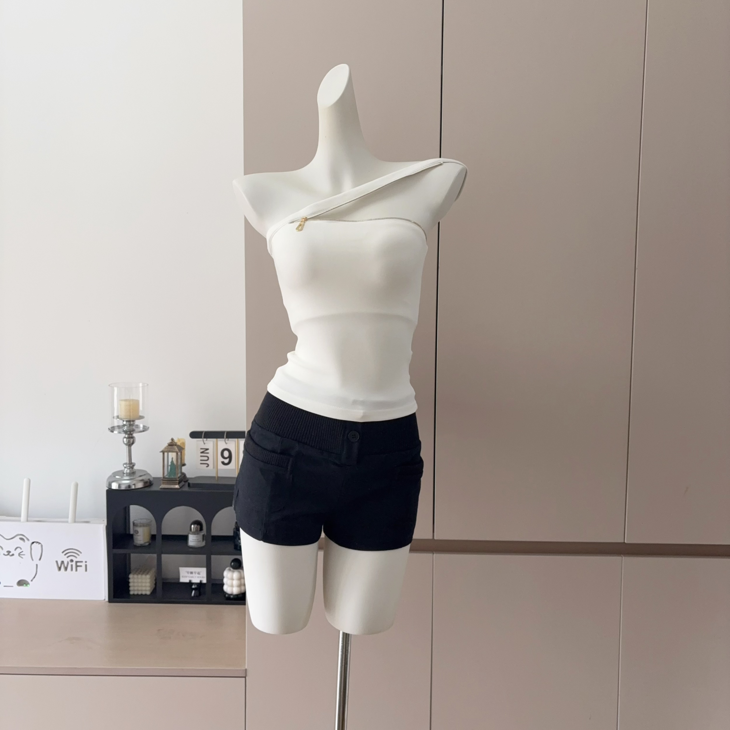 Sexy One-Shoulder Zip Camisole Top for Women Slim Fit Cropped