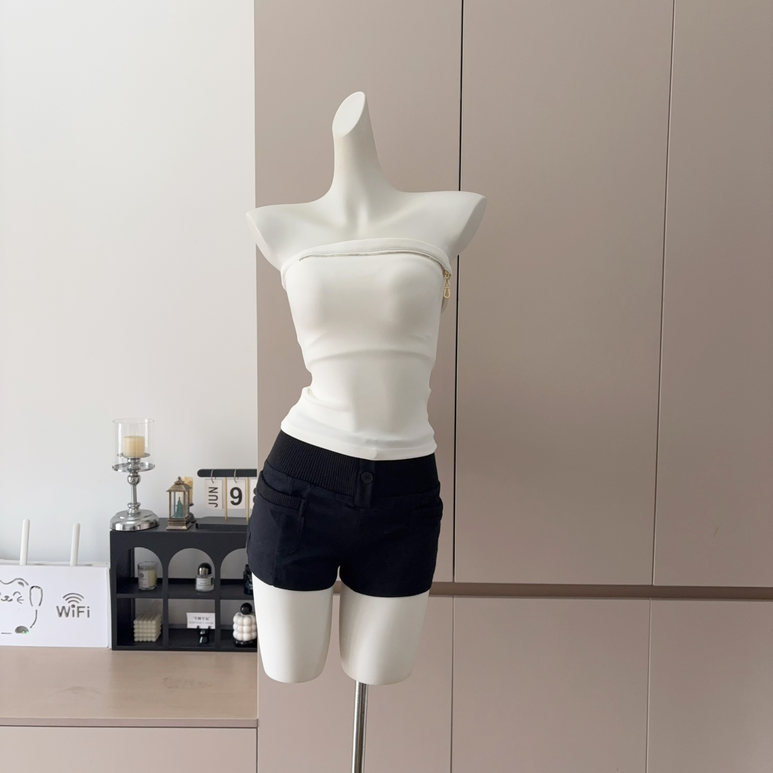 Sexy One-Shoulder Zip Camisole Top for Women Slim Fit Cropped - Image 3