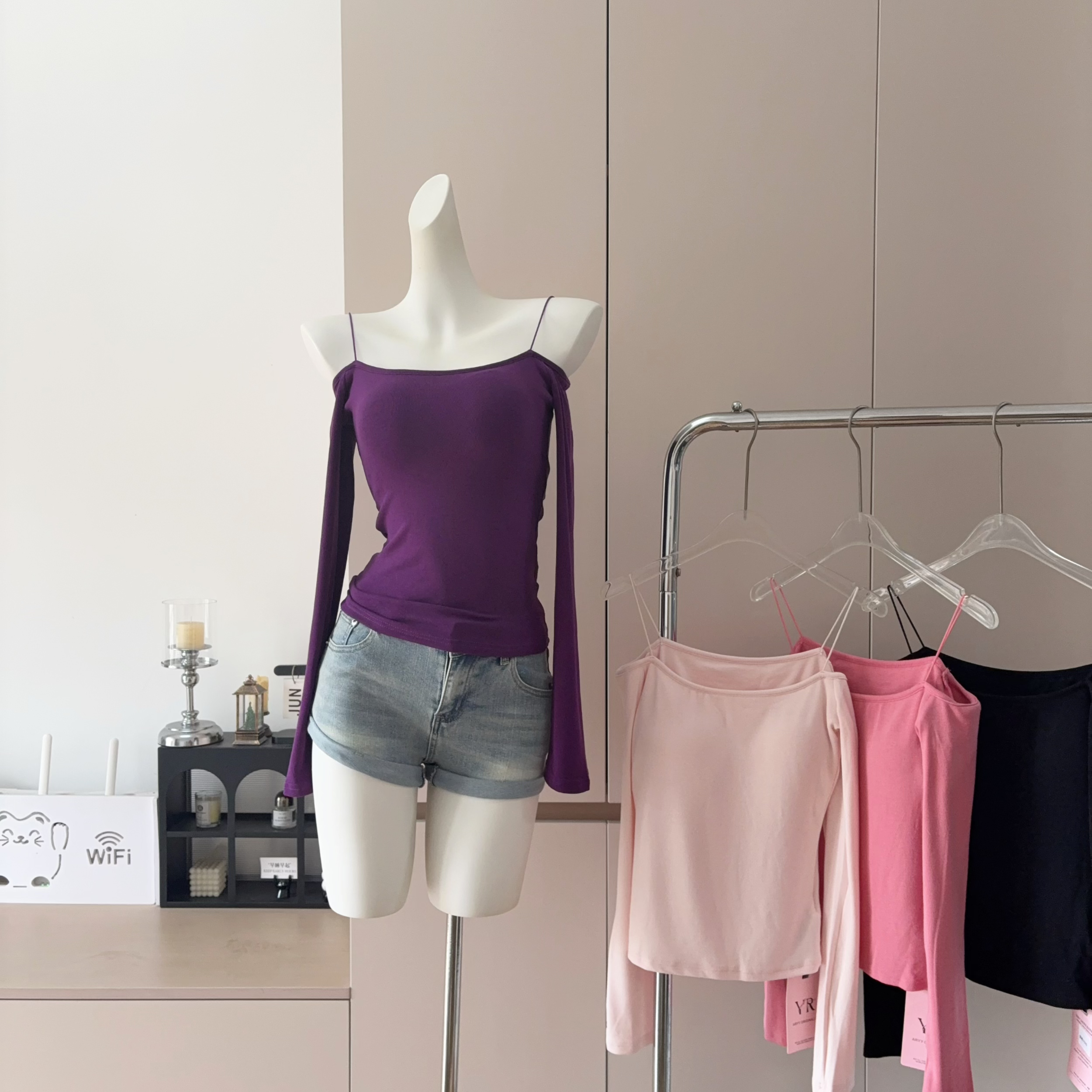 One-Shoulder Long-Sleeve Camisole Top with Built-In Bra Pads Slimming Fit